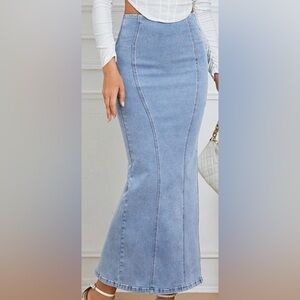 NWOT Rumor Has It, Mermaid Jean Skirt